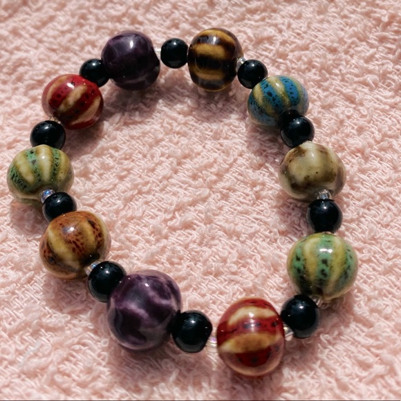 Handmade beaded beaded bracelets - Picture 1 of 3